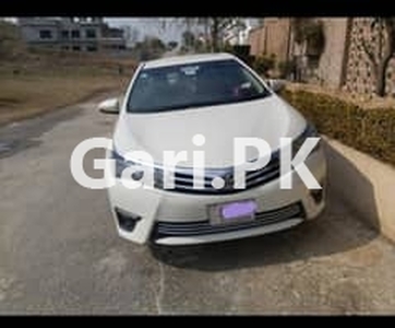 Toyota Corolla GLI 2016 for Sale in Islamabad Highway