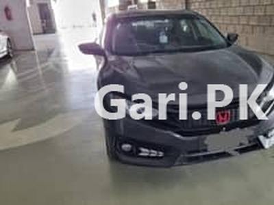 Honda Civic Oriel 2017 for Sale in Karachi•