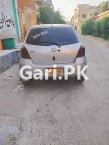 Toyota Vitz 2011 for Sale in Punjab•