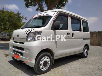 Daihatsu Hijet 2014 for Sale in Karachi