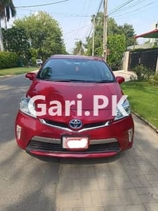 Toyota Prius 2014 for Sale in Lahore