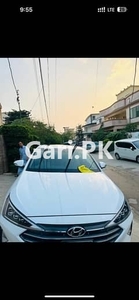Hyundai Elantra 2021 for Sale in Karachi