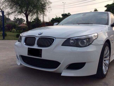 BMW 5 Series - 2.5L (2500 cc) White
