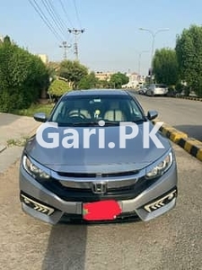 Honda Civic Oriel 2016 for Sale in Lahore