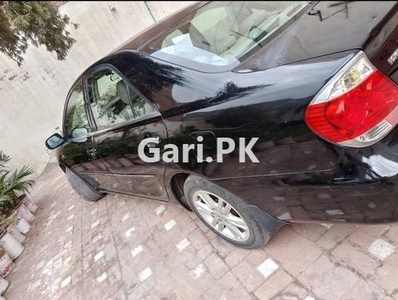 Toyota Camry 2004 for Sale in Multan