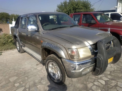 Toyota Hilux 2003 for sale in Peshawar