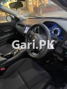 Honda Vezel 2014 for Sale in Lahore