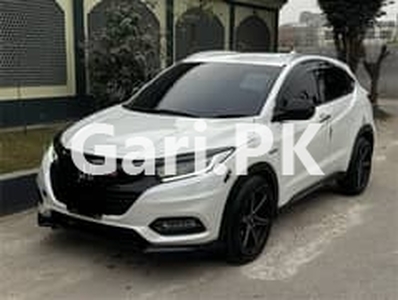 Honda Vezel 2015 for Sale in Punjab