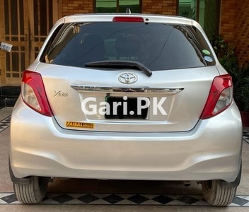 Toyota Vitz F Intelligent Package 1.0 2014 for Sale in Islamabad