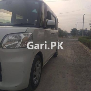 Daihatsu Tanto Custom X Limited SA III 2015 for Sale in Lahore
