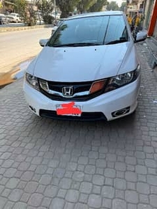 Honda City IVTEC 2018 for Sale in Model Town A