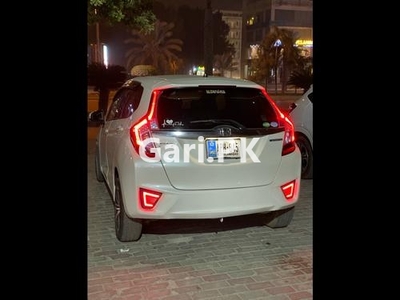 Honda Fit 1.5 Hybrid S Package 2016 for Sale in Lahore