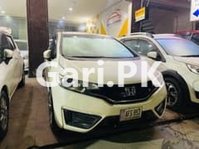 Honda Fit 2015 for Sale in Johar Town