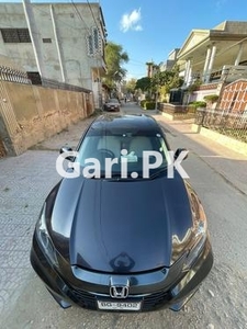 Honda Vezel Hybrid X 2014 for Sale in Karachi