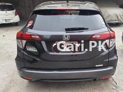 Honda Vezel Hybrid X Sensing 2016 for Sale in Sialkot