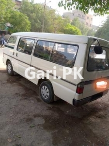 Mazda E 2200 1990 for Sale in Karachi