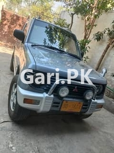 Mitsubishi Pajero 1996 for Sale in Pasrur Bypass