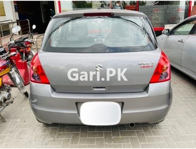 Suzuki Swift DLX 1.3 2015 for Sale in Lahore