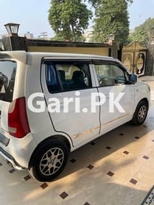 Suzuki Wagon R 2018 for Sale in Johar Town