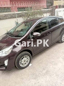 Toyota Aqua S 2016 for Sale in Lahore