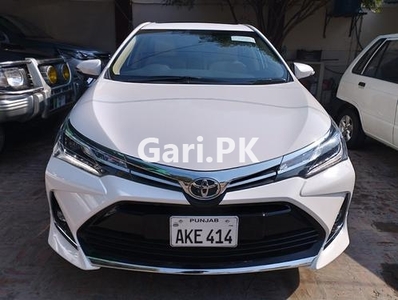 Toyota Corolla Altis Grande X CVT-i 1.8 Beige Interior 2022 for Sale in Multan