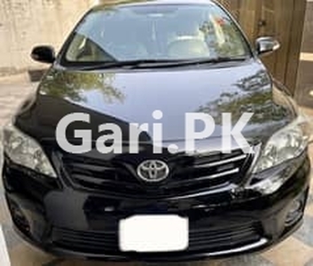 Toyota Corolla GLI 2013 for Sale in Allama Iqbal Town