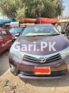 Toyota Corolla GLI 2015 for Sale in North Nazimabad
