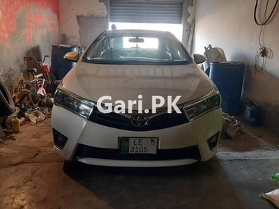 Toyota Corolla XLi VVTi 2015 for Sale in Vehari