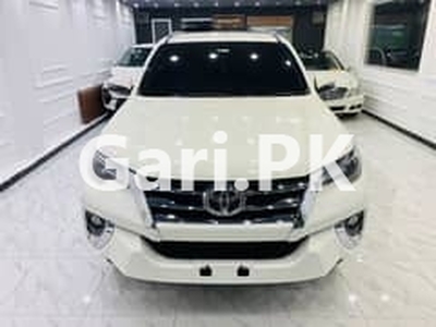 Toyota Fortuner 2020 for Sale in Bahria Town