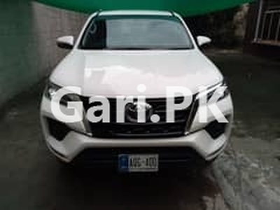 Toyota Fortuner 2021 for Sale in Bhara kahu