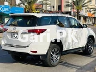 Toyota Fortuner 2021 for Sale in Sialkot