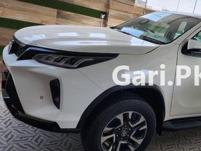 Toyota Fortuner 2022 for Sale in Lahore