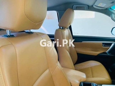 Toyota Fortuner 2.7 VVTi 2017 for Sale in Lahore