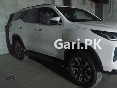 Toyota Fortuner Legender 2022 for Sale in Lahore