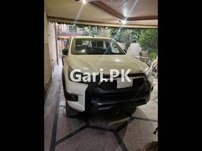 Toyota Hilux Revo V Automatic 2.8 2022 for Sale in Lahore