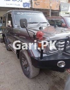 Toyota Land Cruiser 1990 for Sale in Gulistan-e-Jauhar
