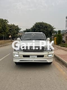 Toyota Land Cruiser 2005 for Sale in Bahria Town