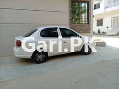 Toyota Platz 2003 for Sale in Gulshan-e-Maymar