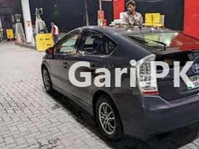 Toyota Prius 2010 for Sale in Model Town