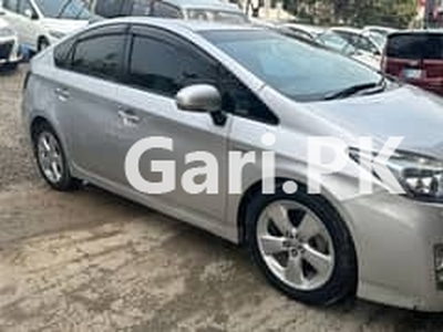 Toyota Prius 2011 for Sale in G-8 Markaz