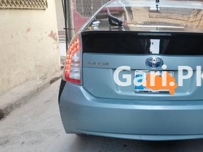 Toyota Prius G 1.8 2014 for Sale in Rawalpindi