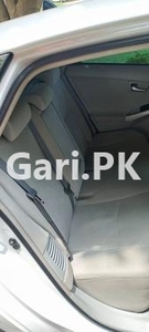Toyota Prius S My Coorde 1.8 2015 for Sale in Peshawar