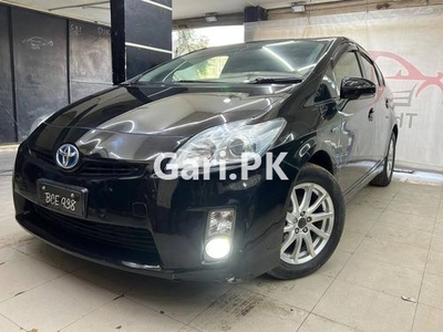 Toyota Prius S Touring Selection 1.8 2010 for Sale in Karachi