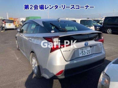 Toyota Prius S Touring Selection 2019 for Sale in Karachi
