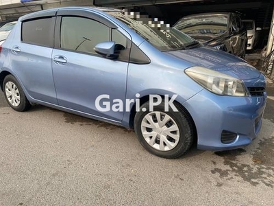 Toyota Vitz F 1.0 2011 for Sale in Lahore