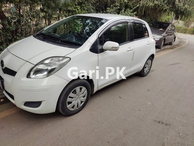 Toyota Vitz F Intelligent Package 1.0 2010 for Sale in Lahore