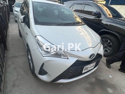 Toyota Vitz Hybrid U 1.5 2017 for Sale in Karachi
