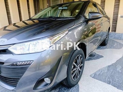 Toyota Yaris ATIV CVT 1.3 2022 for Sale in Karachi