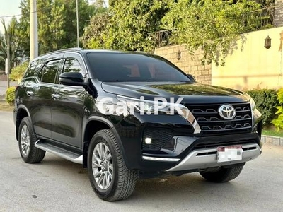 Toyota Fortuner 2.8 Sigma 4 2022 for Sale in Karachi