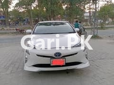 Toyota Prius 2018 for Sale in Johar Town
